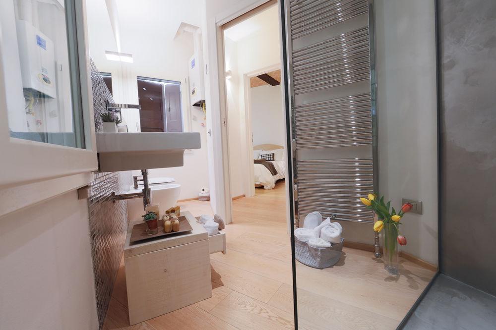 Emilia Suite Modena Exterior foto